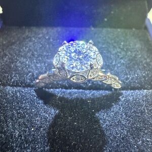 1 CT Moissanite, Ladies Engagement Ring, 925 Sterling, White Gold Plated. Size 8